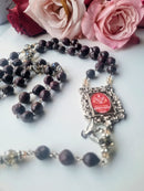 Terço de  Pétalas de Rosas Divino Espírito Santo