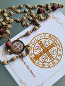 Terço de  Pétalas de Rosas São Bento