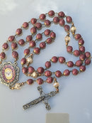 Terço de  Pétalas de Rosas Divino Espírito Santo