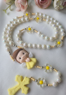 Terço Infantil Anjo mini amarelo