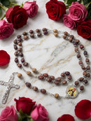 Terço de  Pétalas de Rosas Cristo Rei